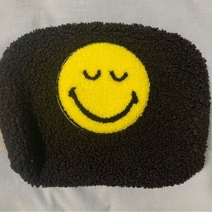 Smiley Sherpa makeup bag